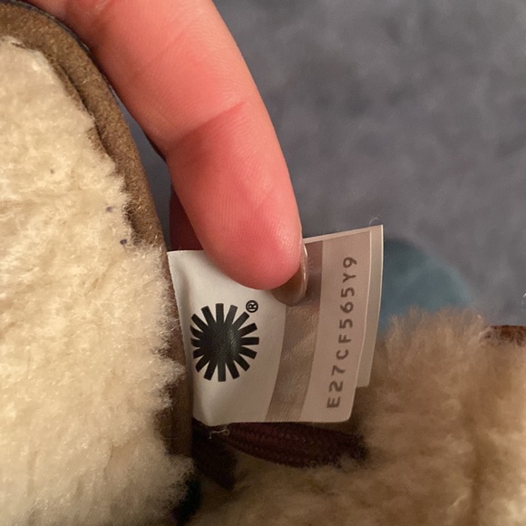 UGG • Butte II Waterproof Winter Boot - Picture 5 of 8